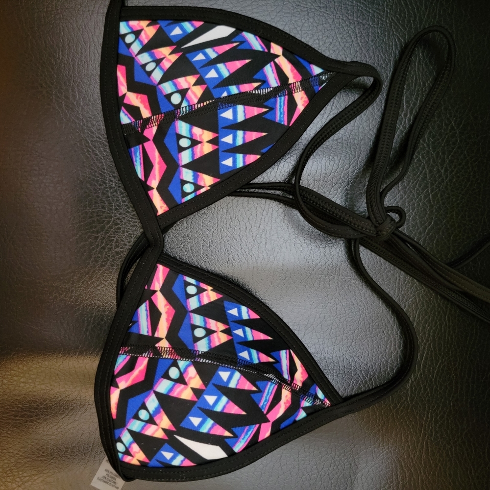 Bathing Suit Bundle!  Victoria's Secret and one Exhilaration!  Most NWOT. - Picture 7 of 15